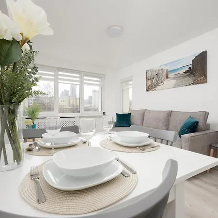 Elegant Apartment In The Centre Of Gdynia By Noclegi Renters Exterior photo