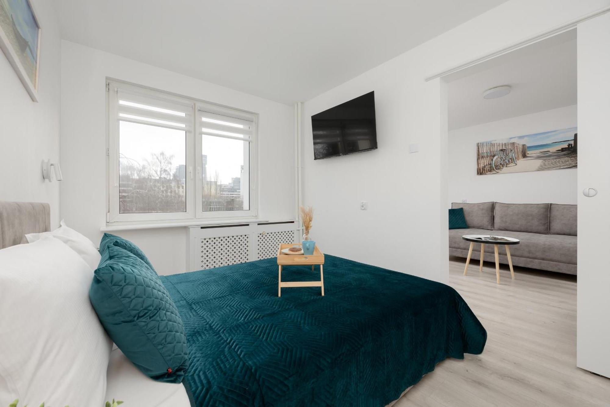 Elegant In The Centre Of By Renters *